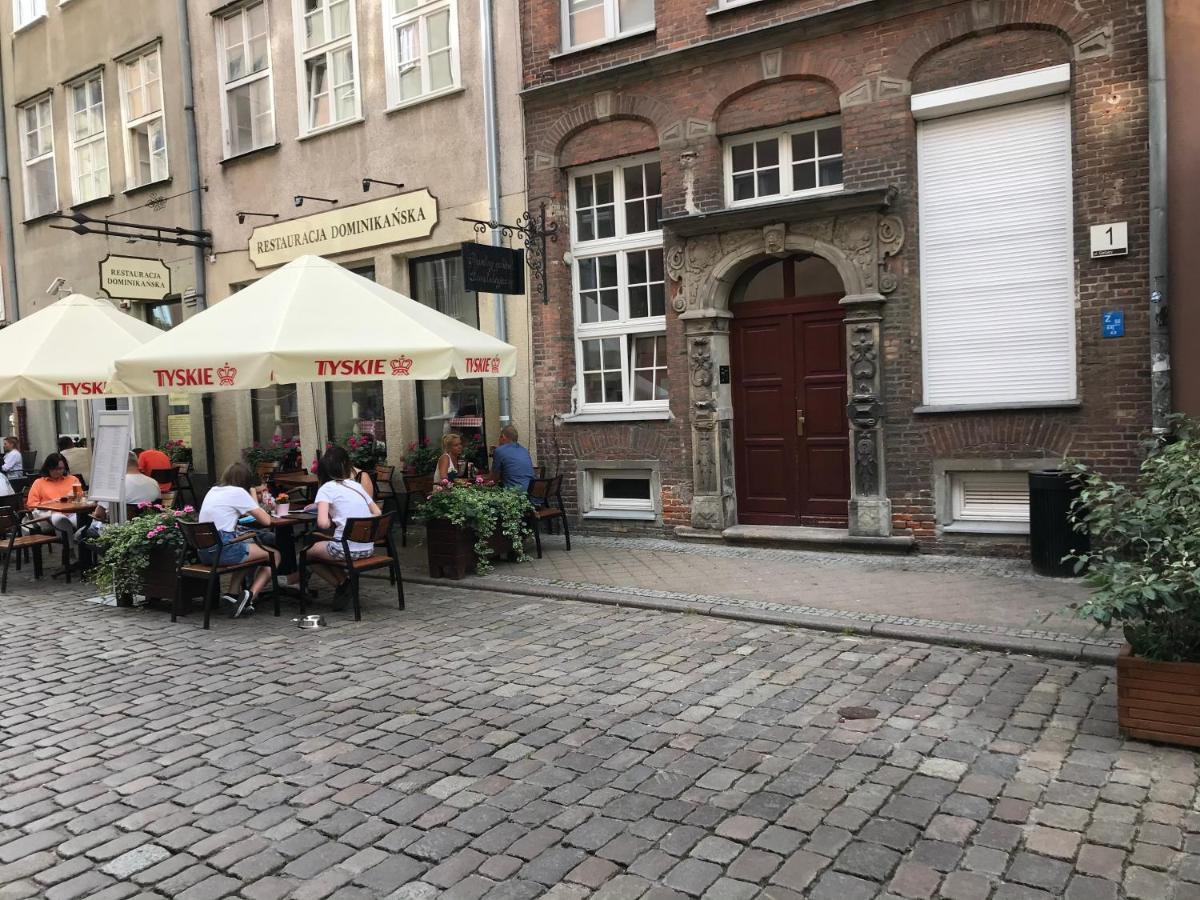 Przytulny Apartament W Samym Centrum Gdanska Exteriör bild